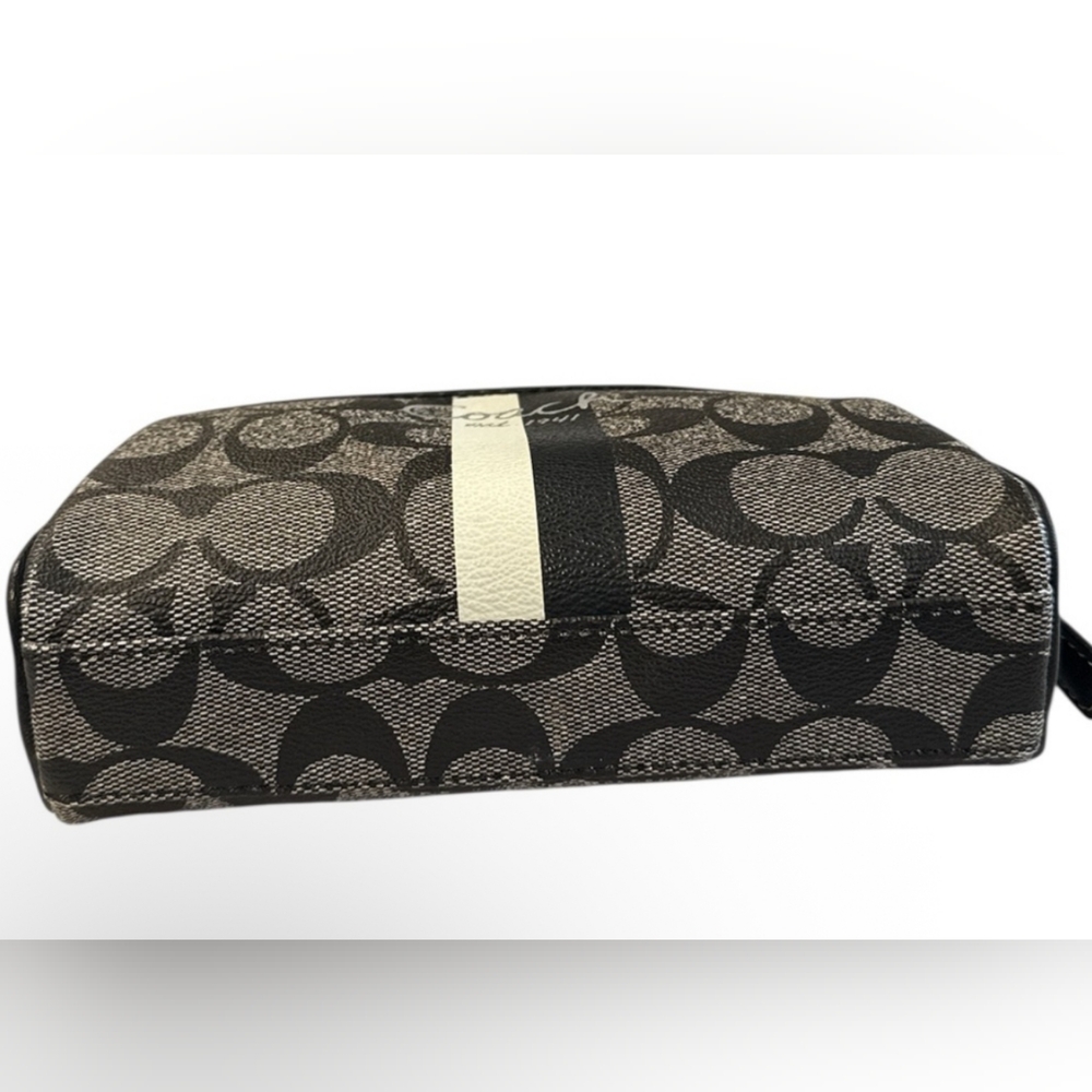 Coach Black and Cream Cosmetic Bag - Picture 3 of 8